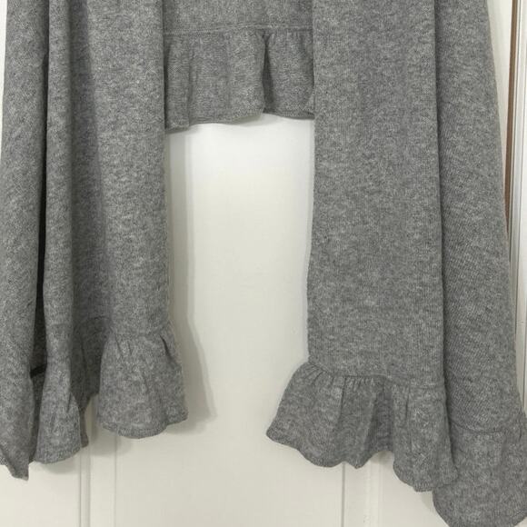 Precious Fibers 100% Cashmere Gray Ruffle Shawl/Scarf/Ruana One size New - Picture 3 of 13